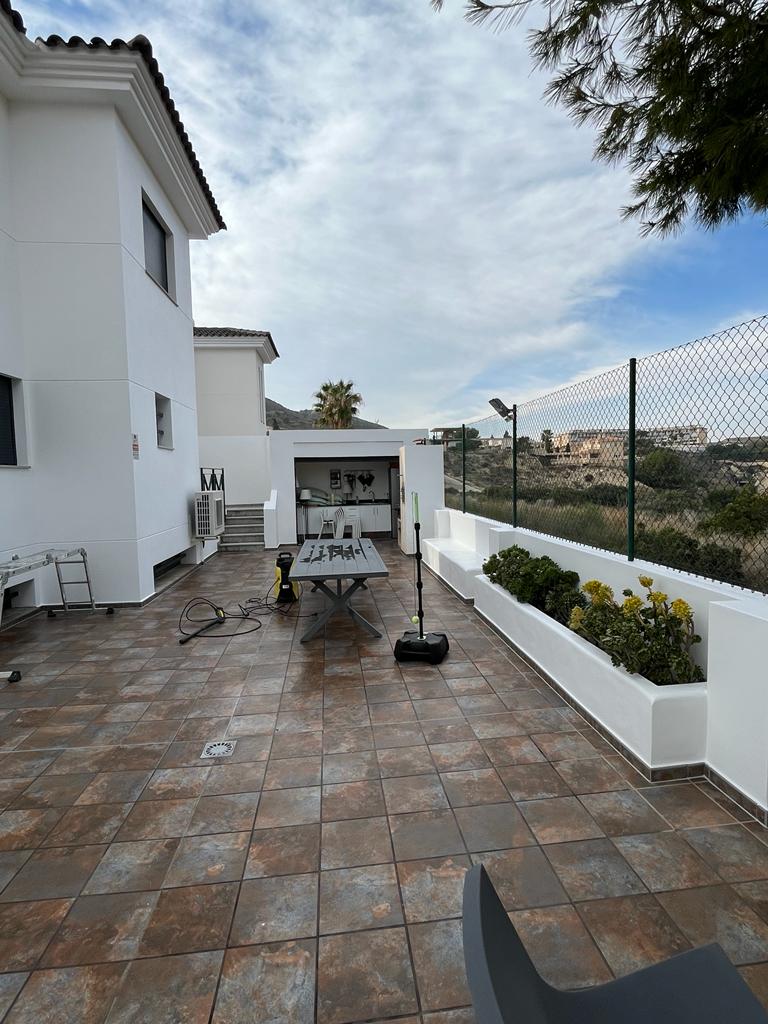 Spray Wall Coating: The Modern Alternative to Painting